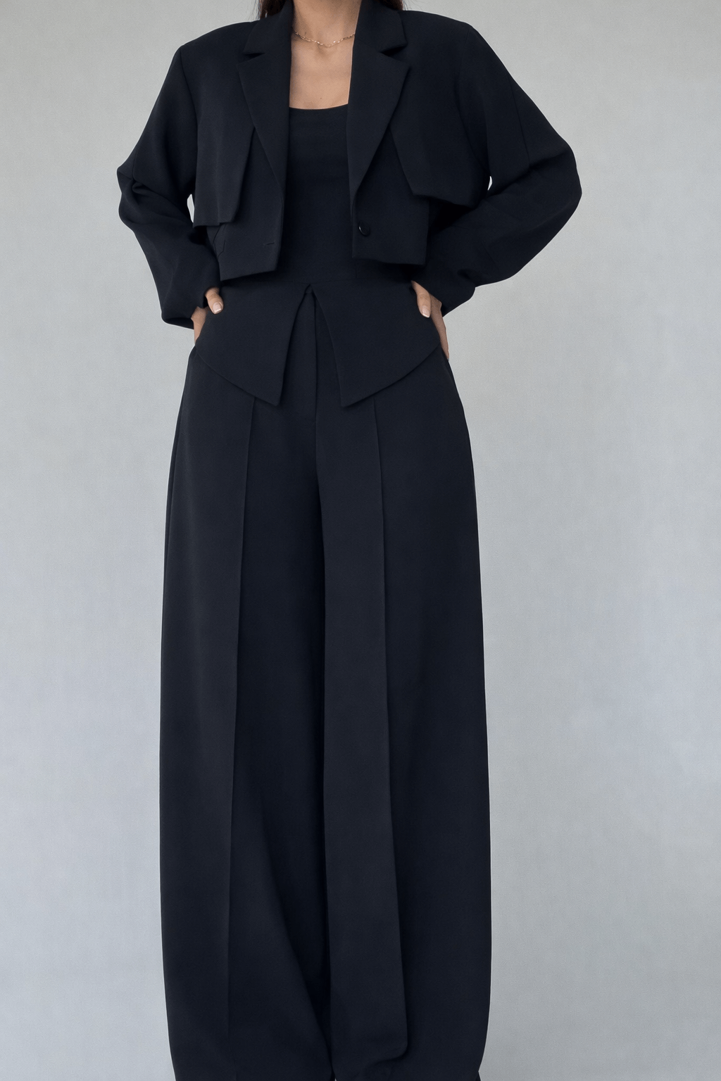 Ensemble Tailleur Couture Structuré – Édition Limitée