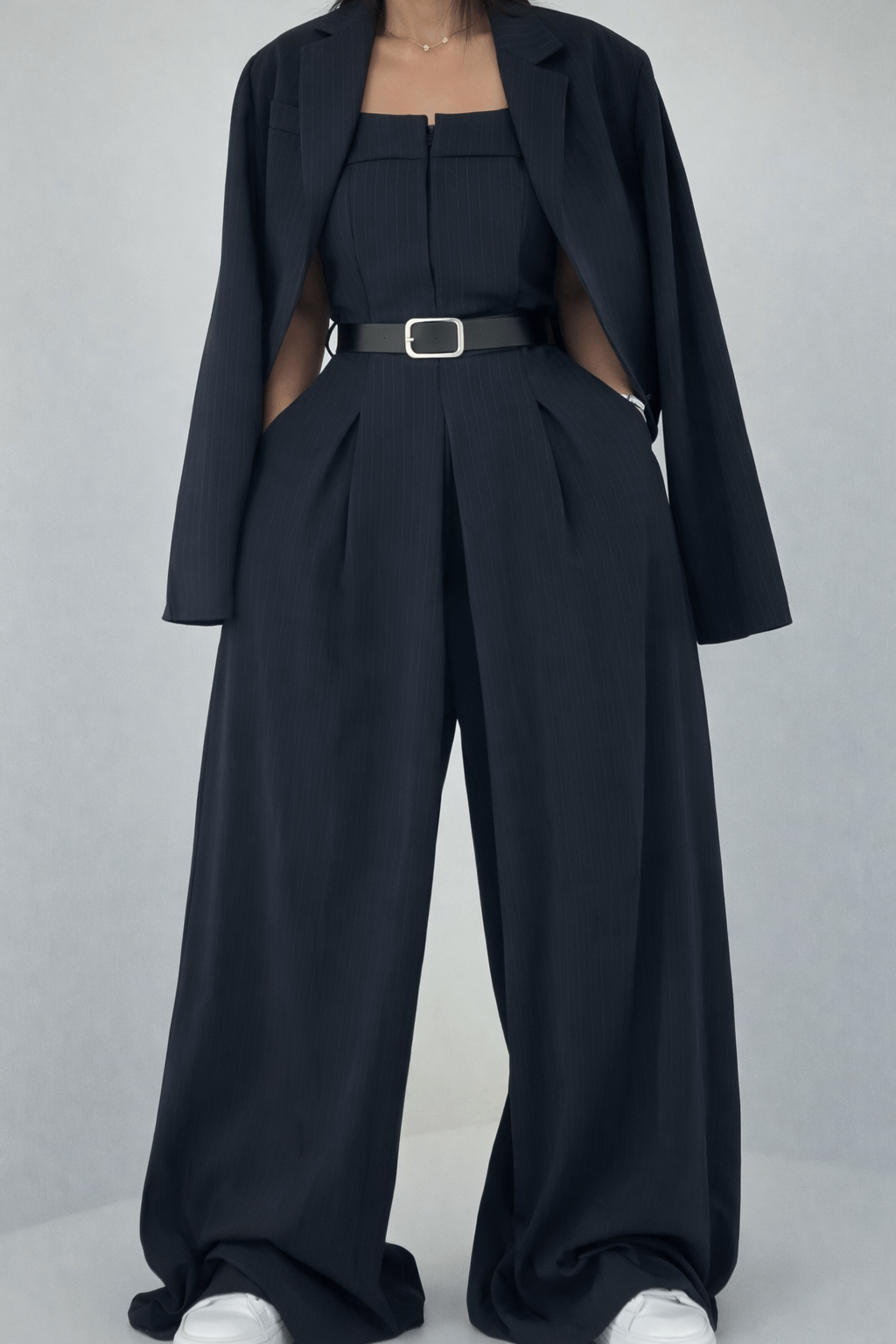 Ensemble Tailleur Rayé Couture Structuré – Édition Limitée