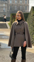 Cape manteau taupe ceinturée