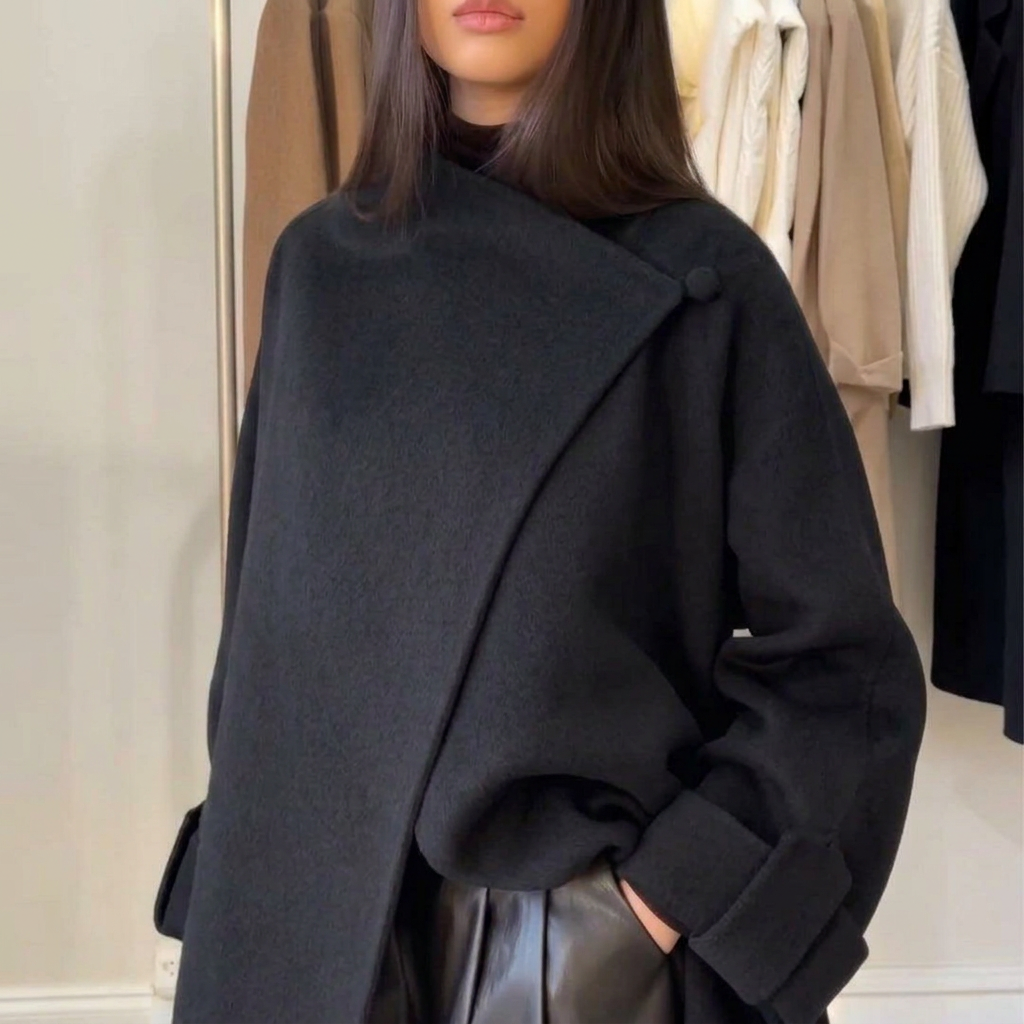 Manteau long ceinturé – Élégance intemporelle